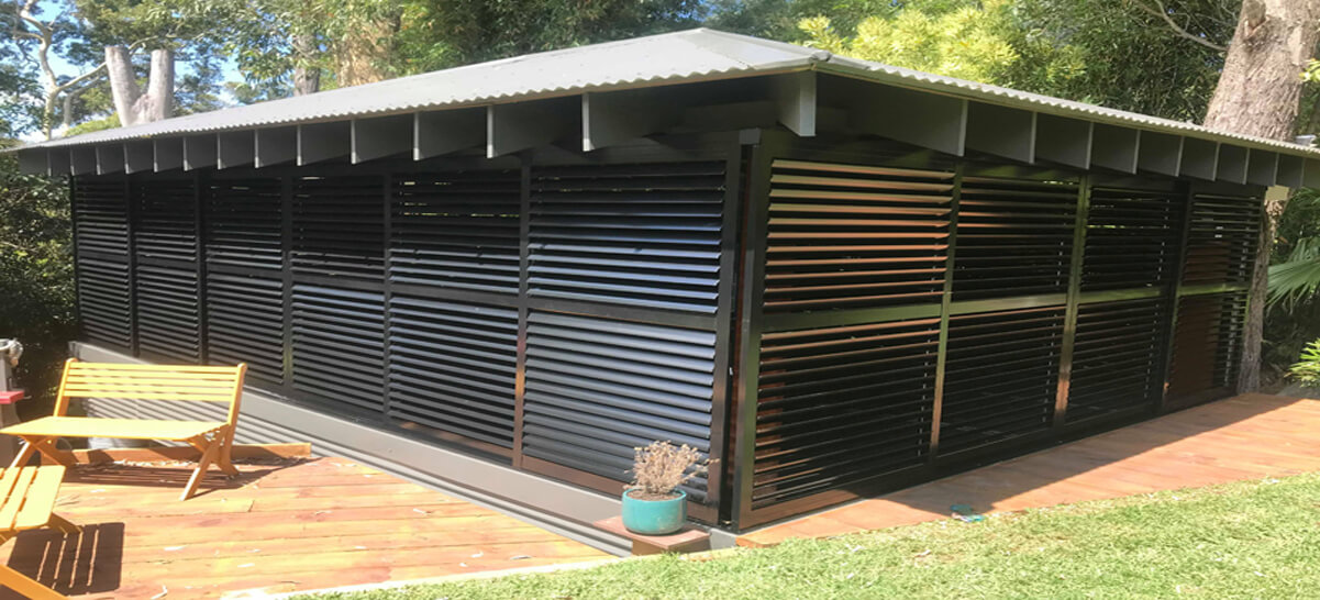 Black Aluminium Louvres for Outdoor Privacy