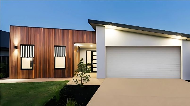 Automatic Lock Arm Awning